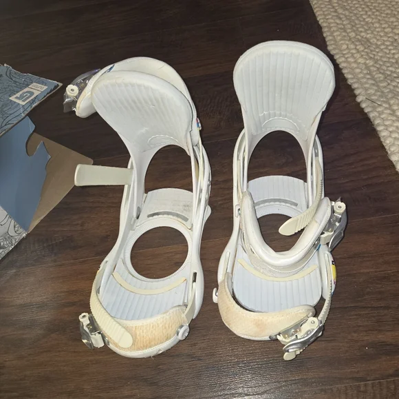 Burton Snowboarding Bindings size Med - Picture 2 of 7